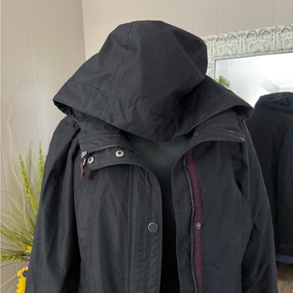 Giacca • Hooded Medium Weight Quilted Jacket - Picture 9 of 14